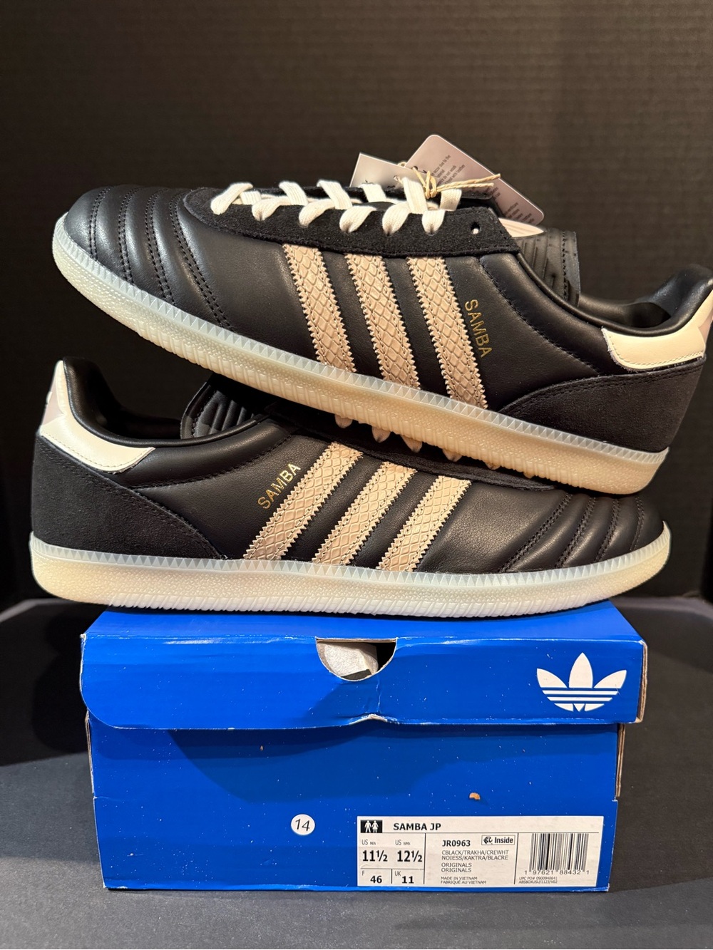 Adidas Samba Classic Men's Black & Cream Trainers 11.5M